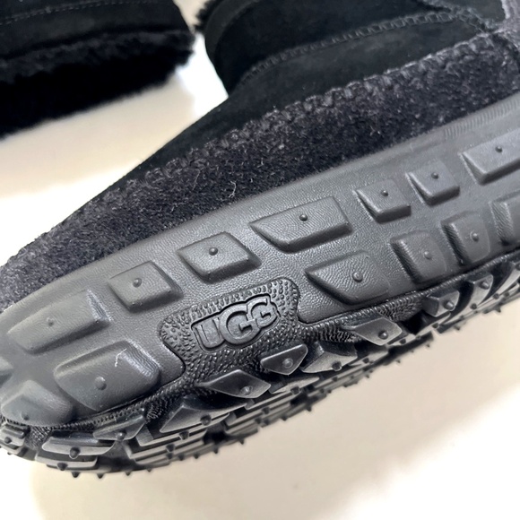 NWOB $190 Original UGG Venture Daze Ultra Mini Boots Size 8 Black Leather Suede - Picture 4 of 12